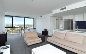 Image of Circle on Cavill - HR Surfers Paradise