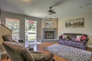 Image of Baton Rouge Townhome with Pool Access - 7 Mi to LSU!