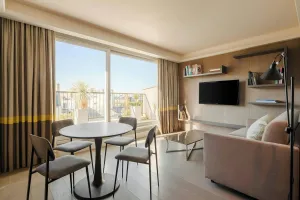 Image of L'Edmond Hotel Parc Monceau, Sonder by Marriott Bonvoy