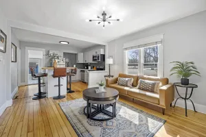 Image of Charming Vintage Cottage with Hot Tub & Free Bikes!