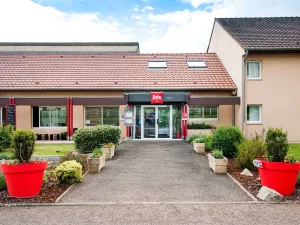 Image of ibis Avallon