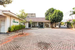 Image of LeGreen Suite Supomo