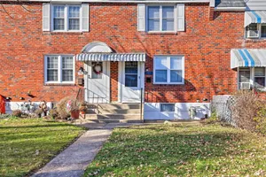 Image of The Gallery, an Allentown Retreat with Views!
