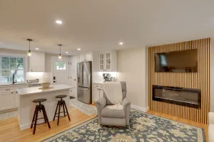 Image of Beautiful 3 BR Home w/ Workspace: 20 Min to Boston