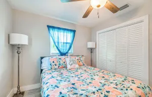 Image of Dock, Kayaks and Bicycles Crystal River Getaway!