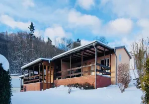 Image of Nice Bungalow With Terrace