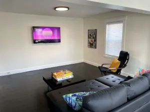 Image of Modern Three Bedroom Condo - Boston
