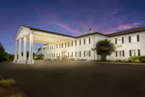 Image of Best Western Parkside Inn