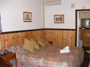 Image of Cedar Lodge Cabins