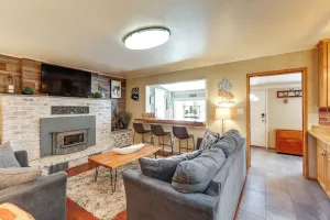 Image of 16 Mi to Mogollon Rim: Home w/ Deck in Payson!