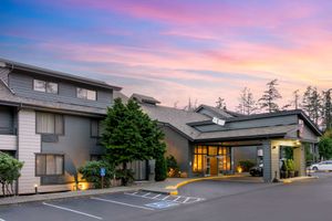 Image of Best Western Plus Oak Harbor Hotel and Conference Center