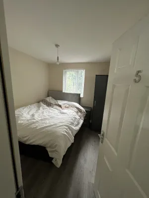 Image of 1 Private Bedroom Sharing Bathroom and Kitchen