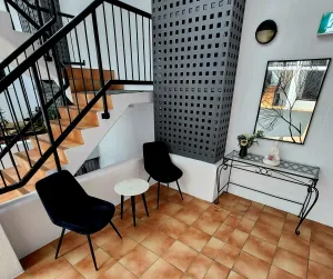 Image of Villa Vaucluse Apartments