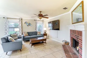 Image of Near At&t Stadium & Six Flags: Texas Family Home!