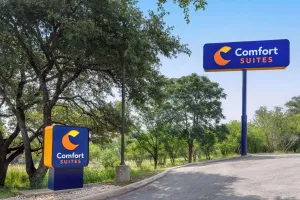 Image of Comfort Suites Medical Center near Six Flags