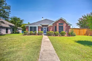 Image of Family-Friendly Rowlett Home about 23 Mi to Dallas