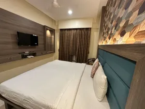 Image of SriKrishna Paradise Hotel Thane Navi Mumbai