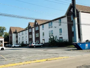 Image of Kings Inn By OYO Calumet Park I-57