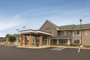 Image of Country Inn & Suites by Radisson, Willmar, MN