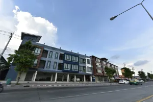 Image of A.M.Place