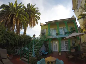Image of La Paloma Las Flores