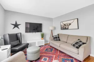 Image of Beautiful Retreat Home Near Auburn Hills/waterford 3 Bedroom Home