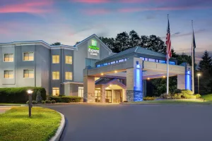 Image of Holiday Inn Express & Suites Hawthorne Elmsford North by IHG