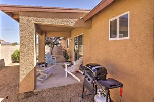 Image of Kid-Friendly Kingman Home Near Parks and Dining