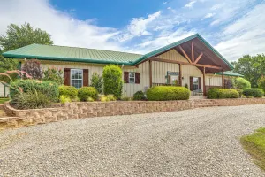 Image of Peaceful & Private - North Texas Family Escape!