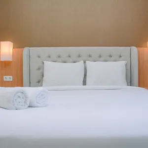 Image of Comfy and Modern Studio Apartment at Elpis Residence By Travelio
