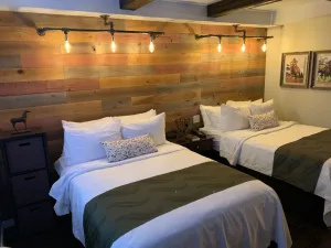 Image of Cedar Stables Inn & Suites