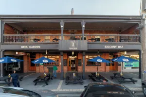 Image of Terminus Hotel Yarrawonga