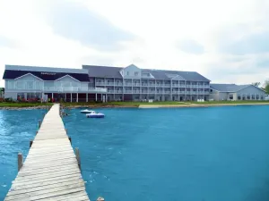 Image of Lakeside Resort & Conference Center