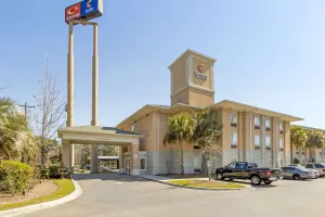 Image of Comfort Inn & Suites Airport Convention Center