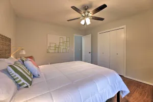 Image of Modern Fayetteville Home Less Than 1 Mi to U of A!