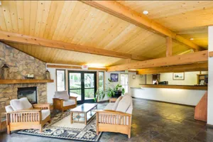 Image of Los Gatos Lodge