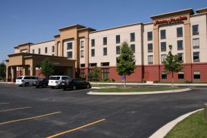 Image of Hampton Inn & Suites Bolingbrook