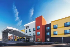 Image of Fairfield Inn & Suites by Marriott Fresno Yosemite International Airport