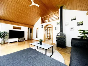 Image of Einzigartige Schöne Altbau- Wohnung Im Zentrum