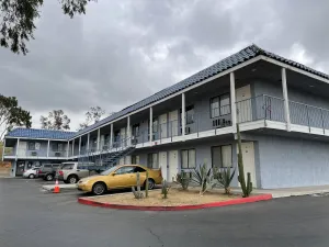 Image of CIRCLE INN
