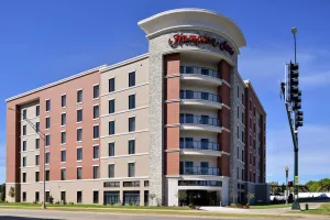 Image of Hampton Inn Cedar Falls Downtown, Ia