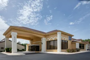 Image of Baymont Inn and Suites Douglasville Atlanta