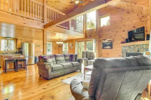 Image of Scenic Franconia Cabin ~ 6 Mi to Cannon Mountain!