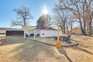 Image of Pet-friendly Studio w/ Yard & Fire Pit in Vilonia!