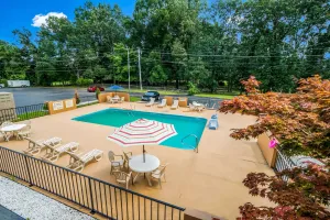 Image of Quality Inn & Suites Corinth West