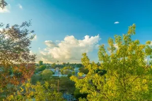 Image of Stunning LA Luxury Retreat Ideal for Work or Play