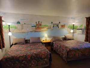 Image of La Collage Inn