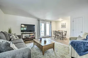 Image of Walk to Dtwn and Breweries Townhome in Cary!