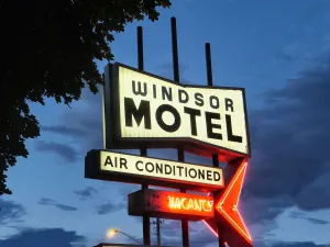 Image of Windsor Motel