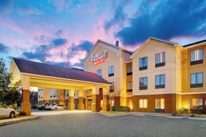 Image of Fairfield Inn & Suites by Marriott Lafayette South